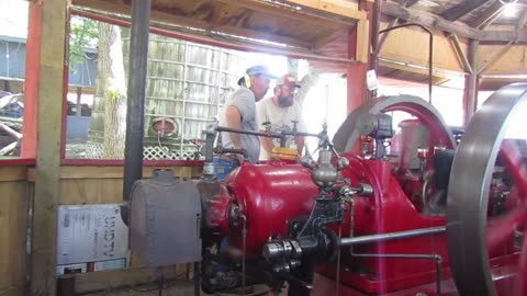 Machines at the Steam Thresher's Reunion