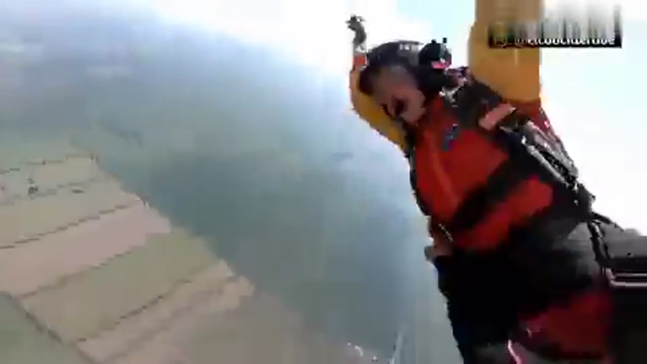 Saved By Instructor After Chute Malfunction