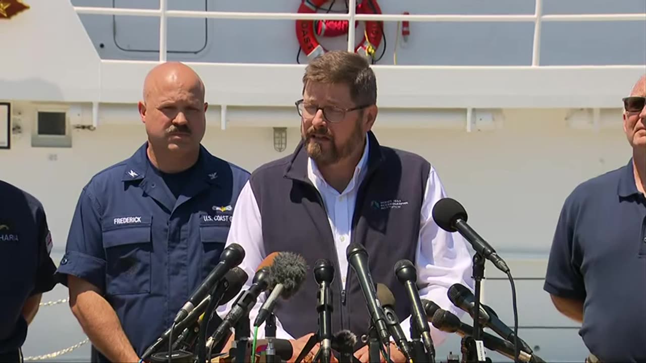 Fox News - Coast Guard gives updates in search for missing Titanic tourist sub