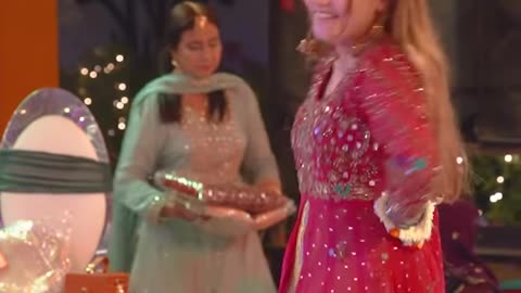 Best Mehndi Dance Performance