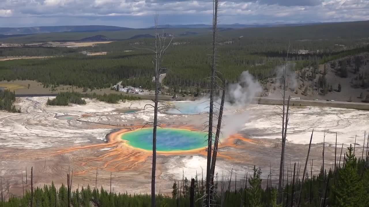 15 Unbelievable Places that Actually Exist