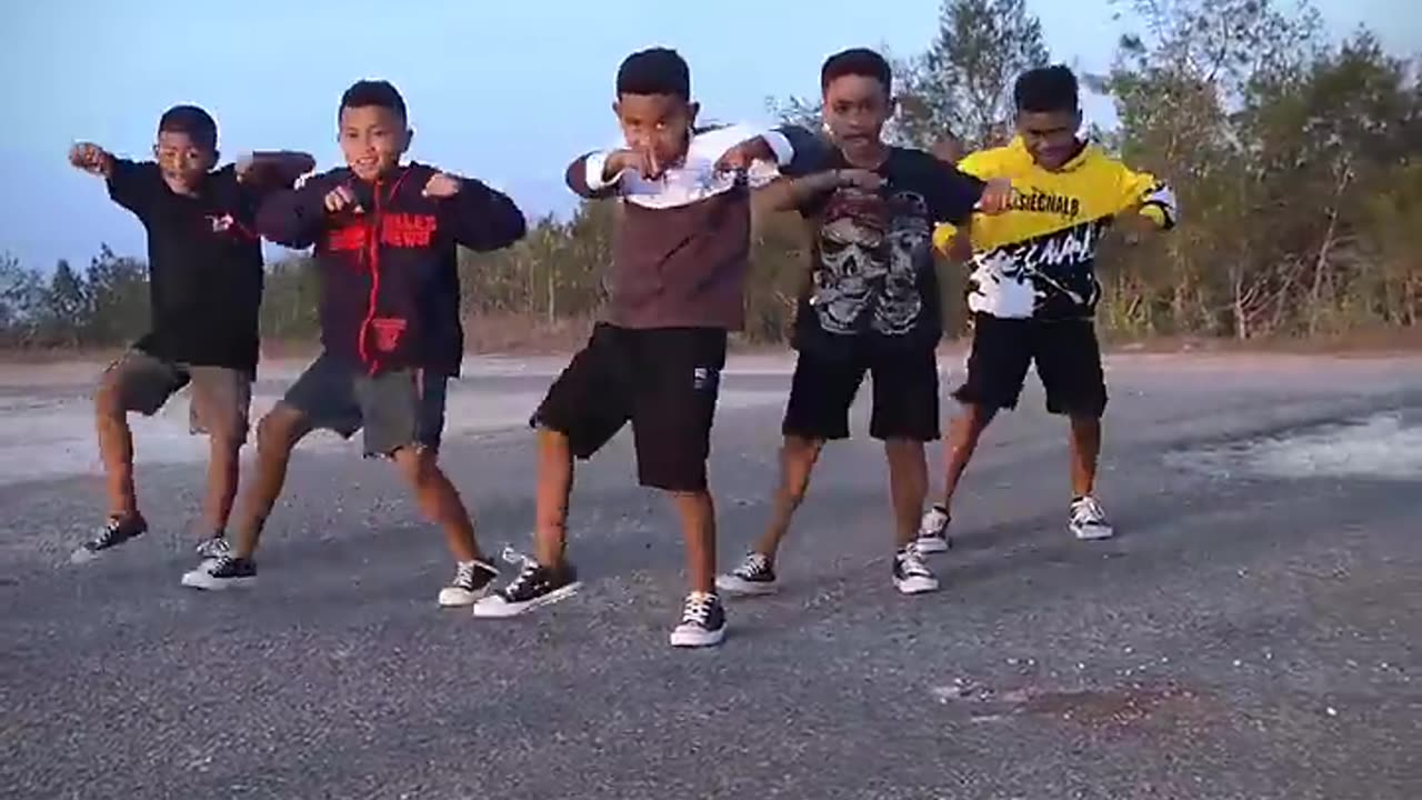 cool dance for kids that is going viral