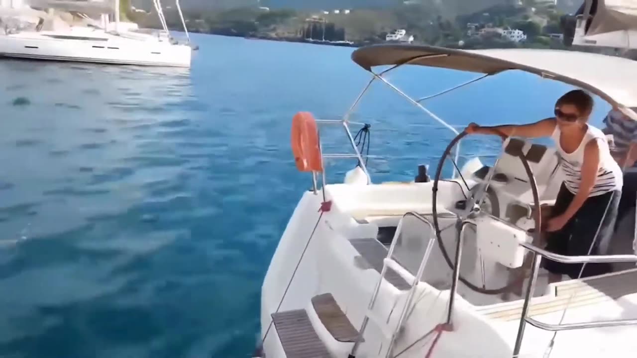 Boat Fails on the Rivers;LOL