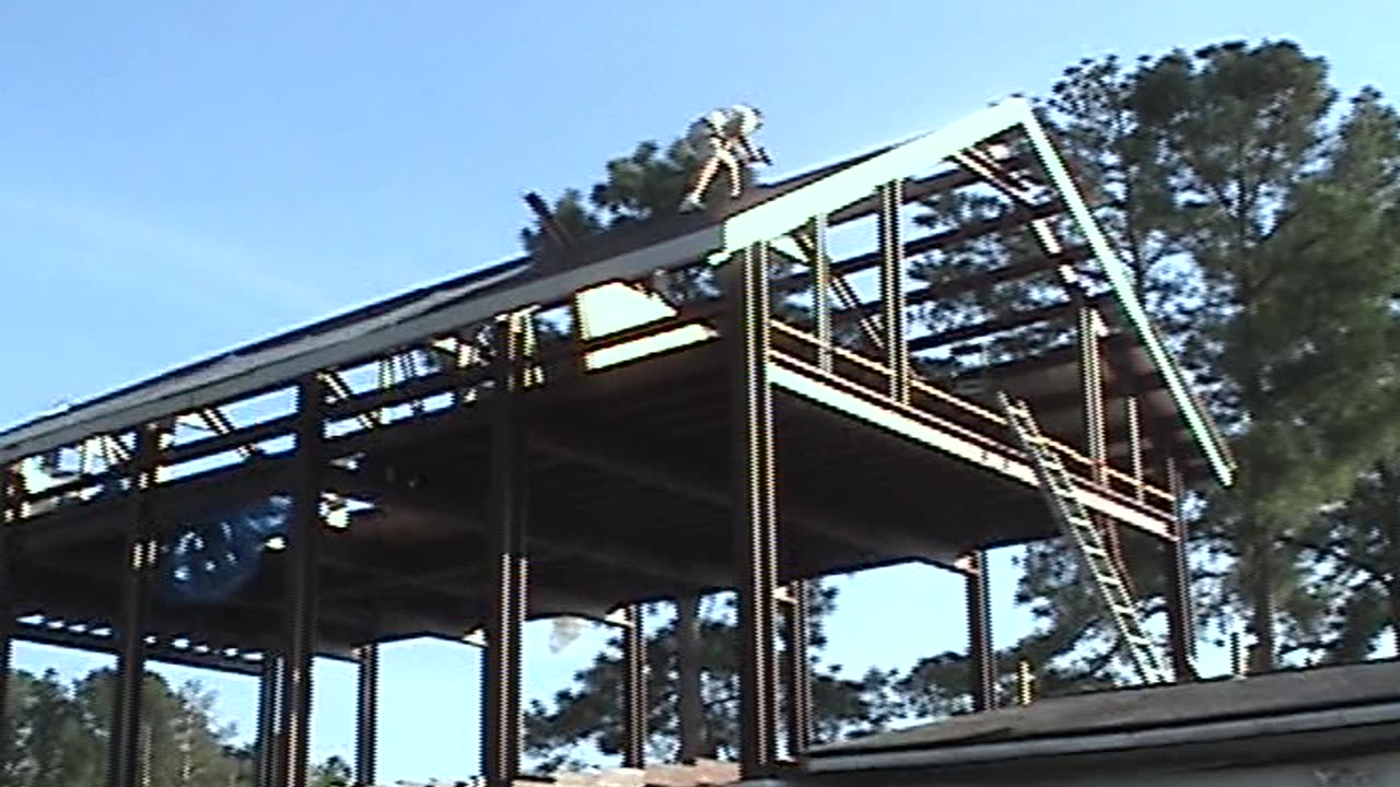 bobby working steel - cap0018.mpg