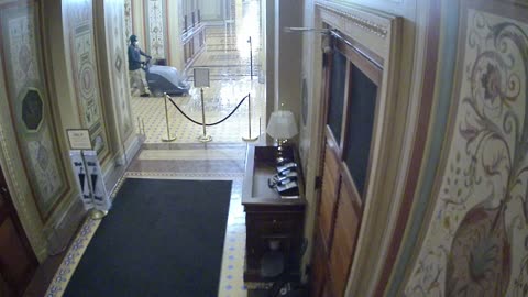 0123USCS01NorthDoorAppt.Desk_2021-01-06_03h30min59s813ms.mp4