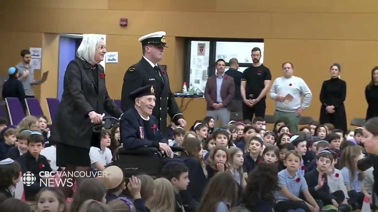 Oldest living Canadian veteran reflects on Remembrance Day