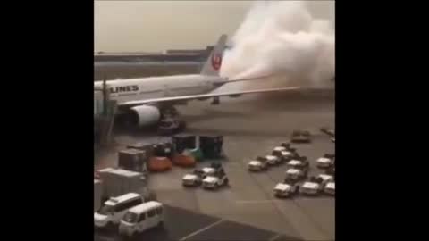 Unplanned turning on of chemtrails at the airport