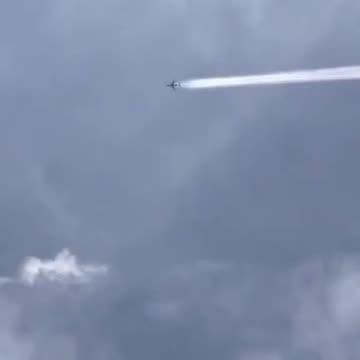 chemtrail - when a plane runs out ..