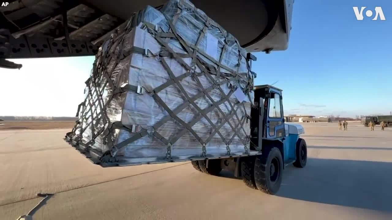 Military Aid Shipment Arrives to Ukraine from Lithuania