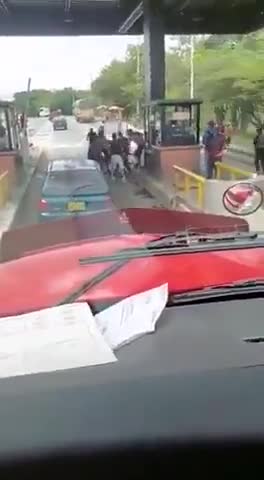 Roban peaje en el Valle