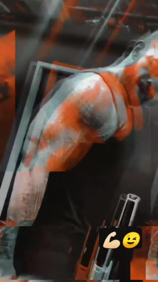 Look at those burning muscles Roman reigns