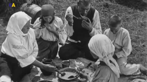 Ilusões e Desastres do Comunismo na Ucrânia Illusions and Disasters of Communism in Ukraine