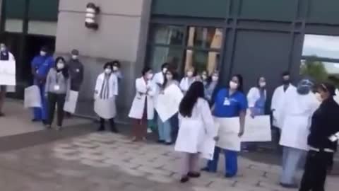 Medical professionals left speechless after man schools them on abortion