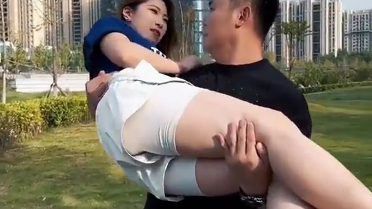 Funny Korean girl video