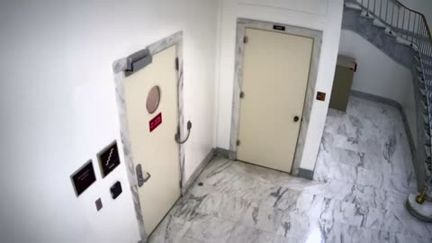 6130RHOBGRRGST4Stairwell4_2021-01-06_22h00min02s863ms.mp4