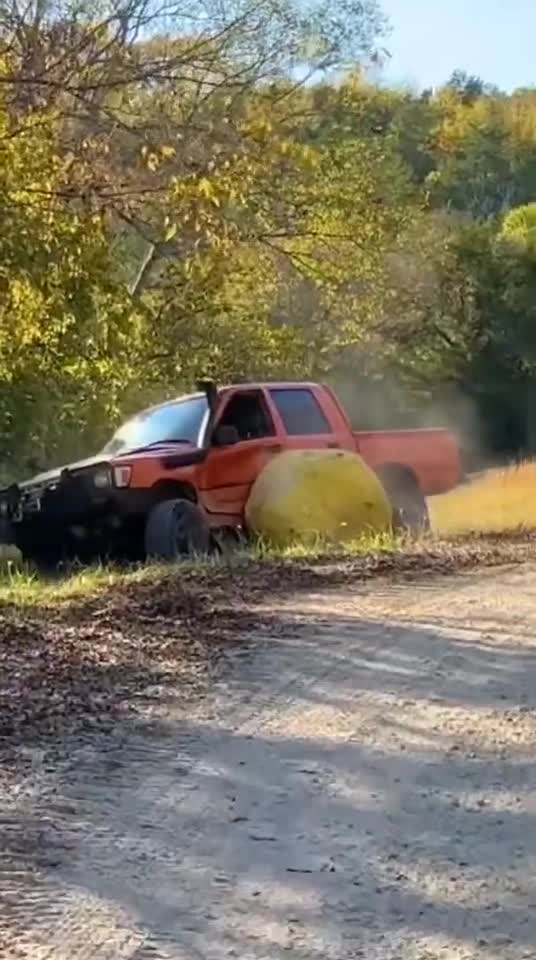 He park in The WRONG Spot