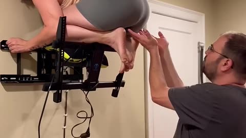 Tv mount fart dryer