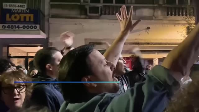 ARGENTINA: PROTESTAS y CACEROLADAS a FAVOR y en CONTRA de CRISTINA FERNÁNDEZ de KIRCHNER | RTVE