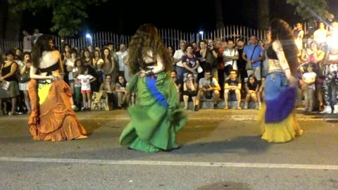 Street belly dance