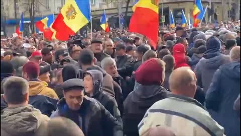 Clashes with the police escalated a bitClashes with the police escalated a bit