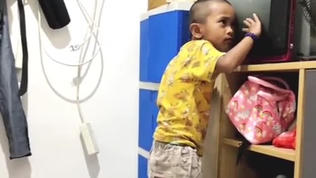 Jokey! The boy remembered a beautiful moment with his favorite ANALOG TV