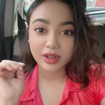 Mai Aajkal Bahut Besharam Hogae Hu 😜