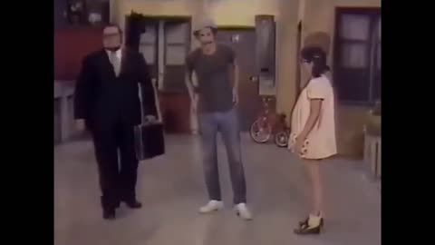 (1973) Chaves - Entre Touros e Chifradas (Episódio Perdido)