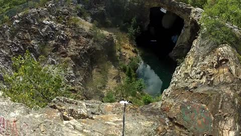 stupide base jump low pull 88 feet