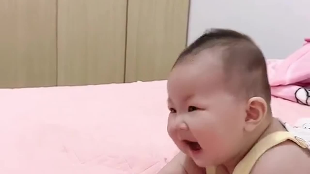 Baby laughing so funny