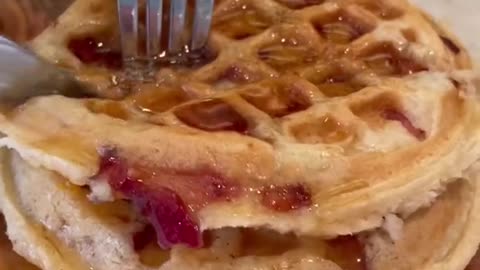 Bacon waffles 😮💨