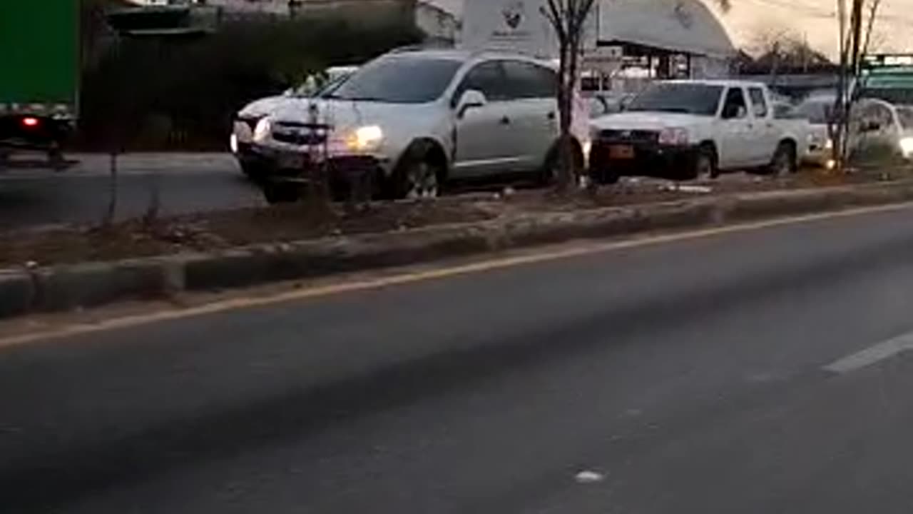 Bloquean la Troncal de Occidente en Turbaco tras cobro de peajes