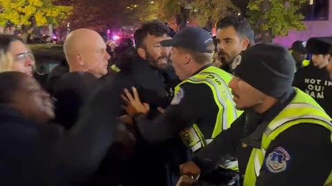COMPLETE MAYHEM IN DC