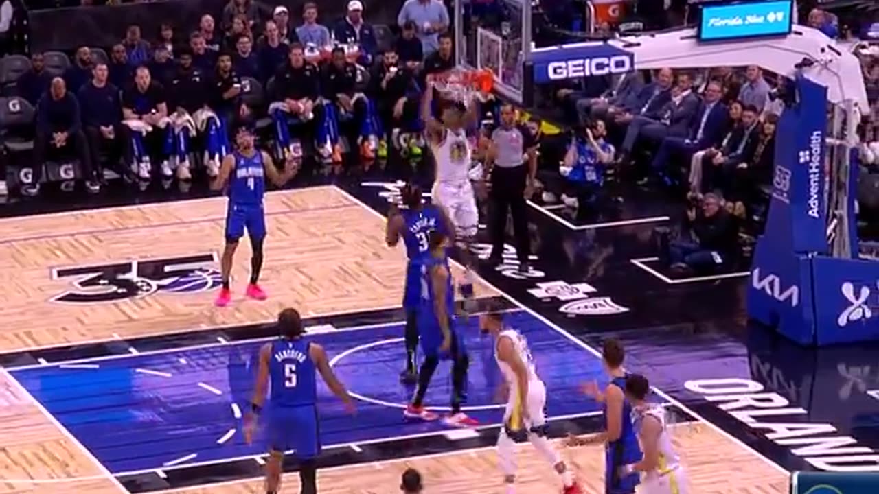 Curry Assists to DiVincenzo for And-1! Warriors vs. Magic