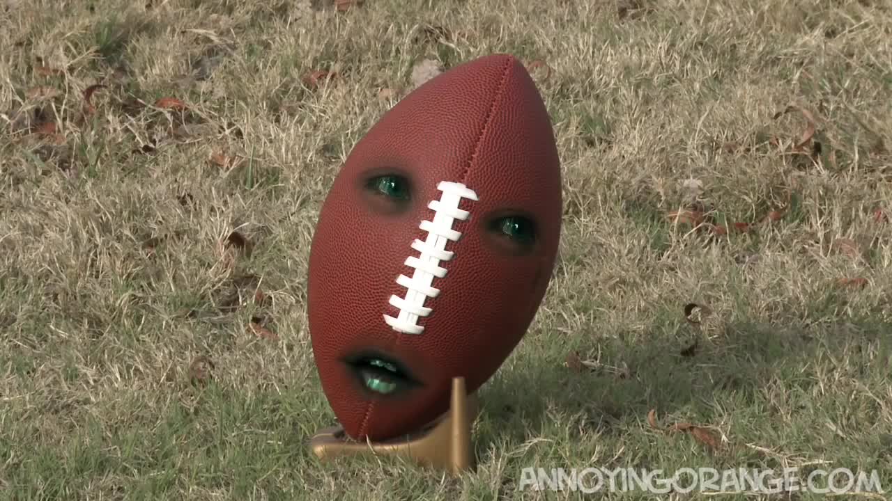 Annoying Orange 6_ Super Bowl Football (1)