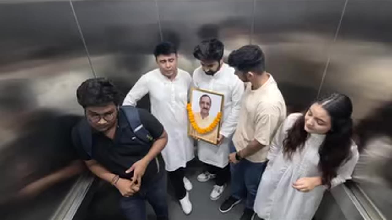 RJ Naveed's Hilarious Lift Prank 🤣#RJNaveed #Prankster #short