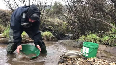 Fossicking For Gemstones in NSW