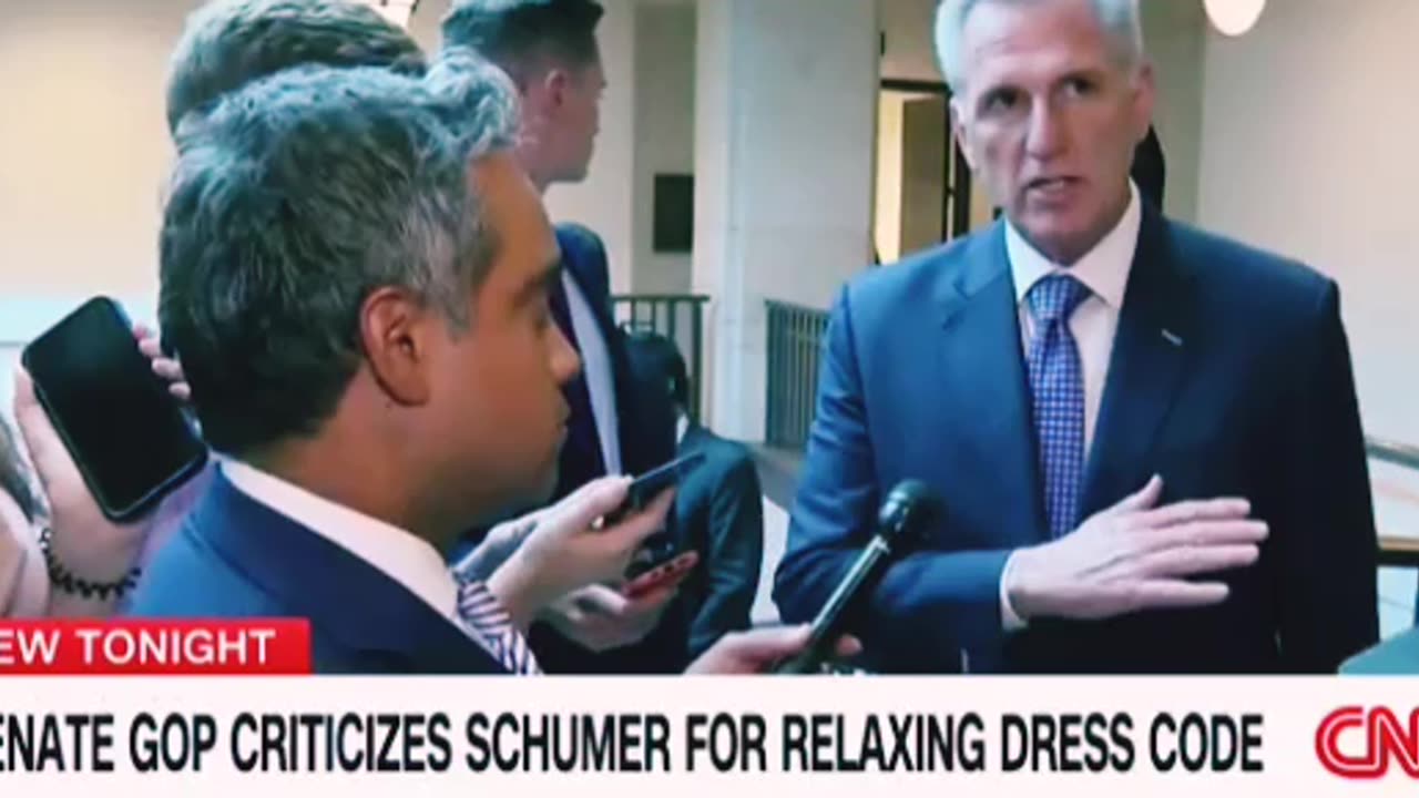 Fetterman wore shorts on Senate floor. See how other senators are reacting