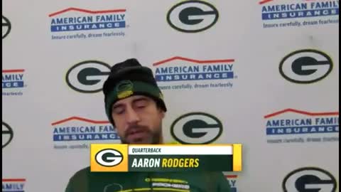 Aaron Rodgers blasts reporter Hub Arkush " He is a Bum " and Hates me coz am not Vaccinated
