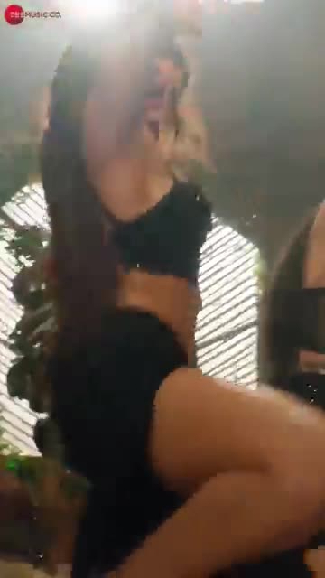 DANCE 👰‍♂️🦸🦸