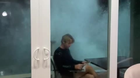 All fun and games until that glass pops Via devonspinnlerIG