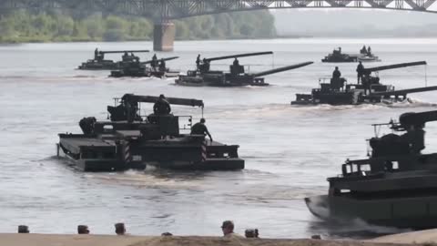 12 Largest and Insane Military Vehicles In The world