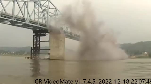 Huge explosion_ Final part of Milton-Madison Bridge blown up in Kentucky