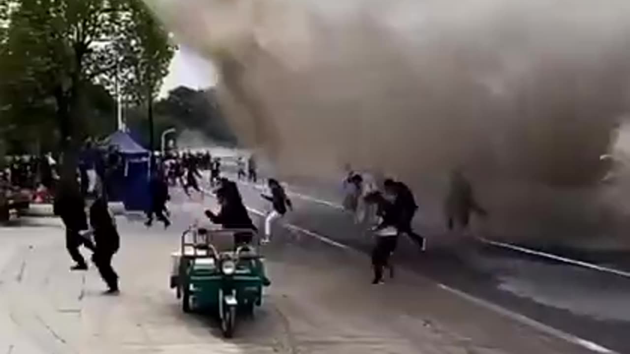 FAT LADY CAUSES TSUNAMI
