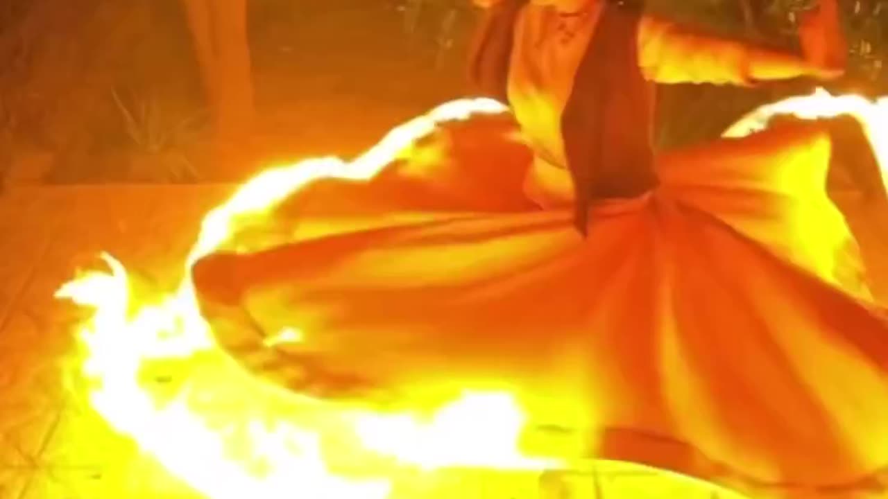 رقص آتش 🔥