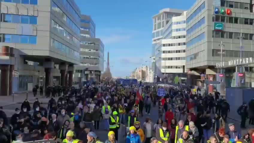 France 30th Weel in a rowFIGHTING against tyranny