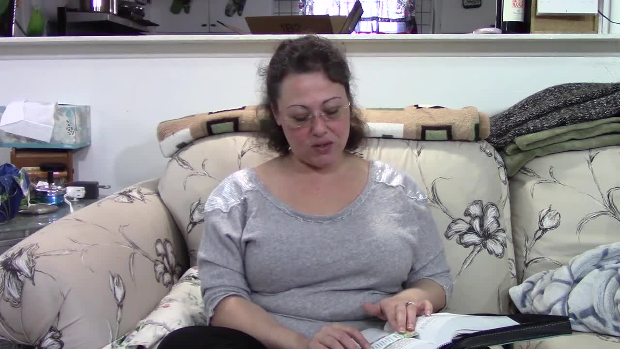 ACIM Workbook Lesson 51 with text and commentary by Sabrina Reyenga