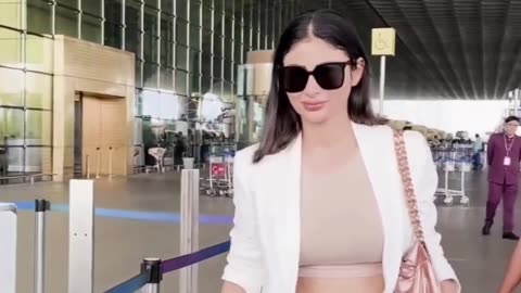 Mouni Roy Spotted at Airport #mouniroy #short #youtubeshort #shorts