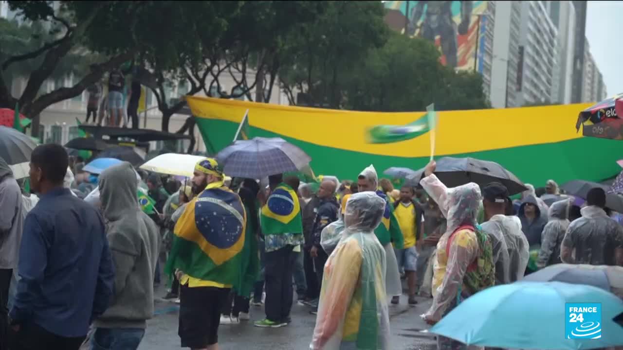 Bolsonaro supporters call on Brazil military to intervene after Lula victory • FRANCE 24 English