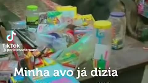 Quando você pensa que já viu de tudo kkkk