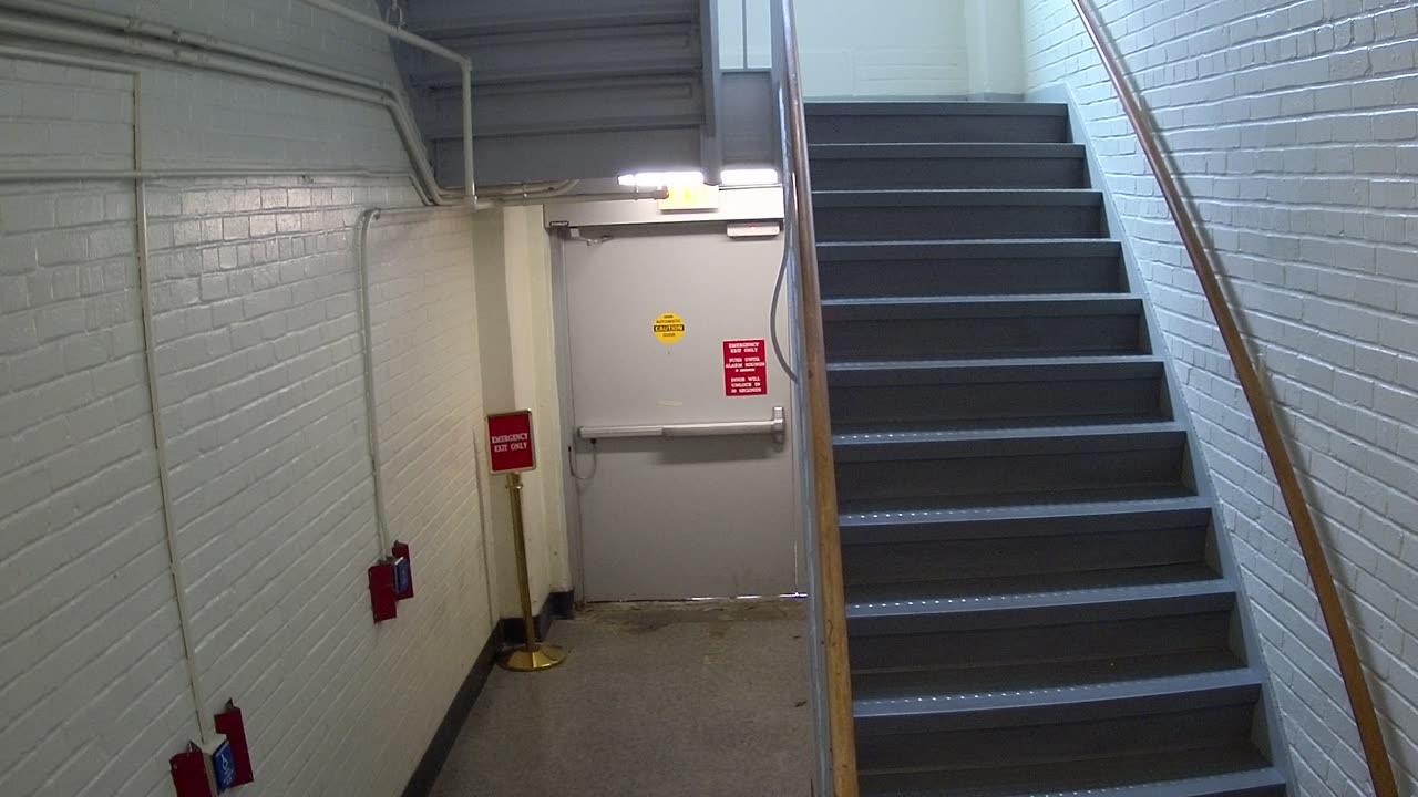 3872FHOB01Stair8_2021-01-06_13h38min04s953ms.mp4